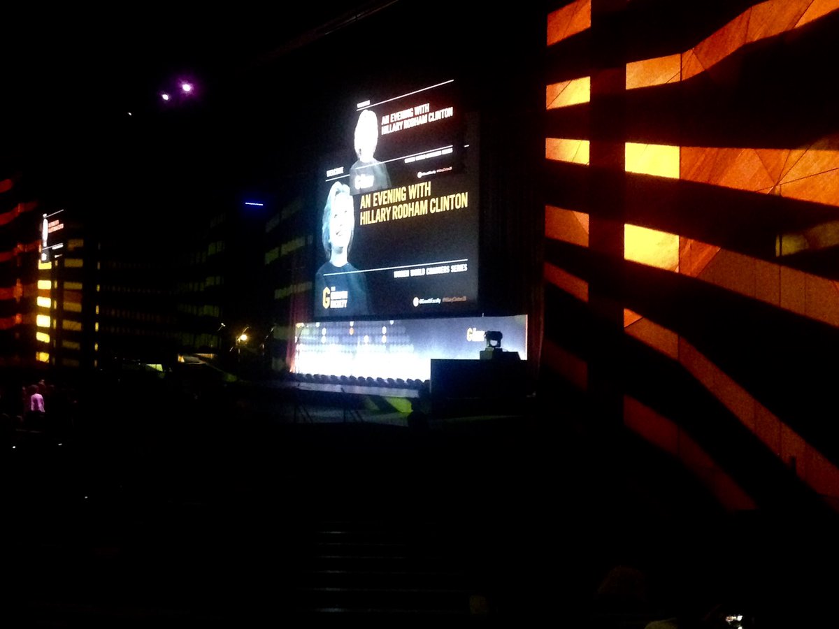 ArtemisP's tweet photo. Sooo excited &amp; honored I'm about to see LIVE @HillaryClinton @JuliaGillardGPE &amp; @annabelcrabb talk politics, change, and leadership. Hope we see more strong women like this taking a seat on the world politics' table #hillaryclinton18 #womenworldchangers https://t.co/IbQ0GWFFSJ