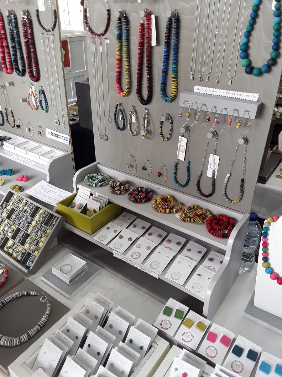 The #madeinsomerset event is in full swing at @thewhitehartsomerton and @acearts_somerton make sure you come down and have a look at these amazing artisan producers.....
Funds being raised for @etatukenya
#visitsomerton #artisan #producers #somersetday