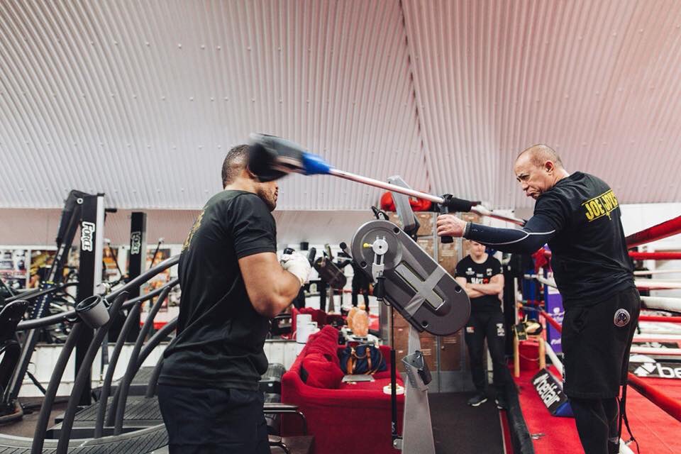 HayemakerBoxing's tweet image. Made in England, Mexican delivery and coming to you worldwide again very soon. @JoeJoyce_1 and @Ismaelsalas5. #TheJuggernaut