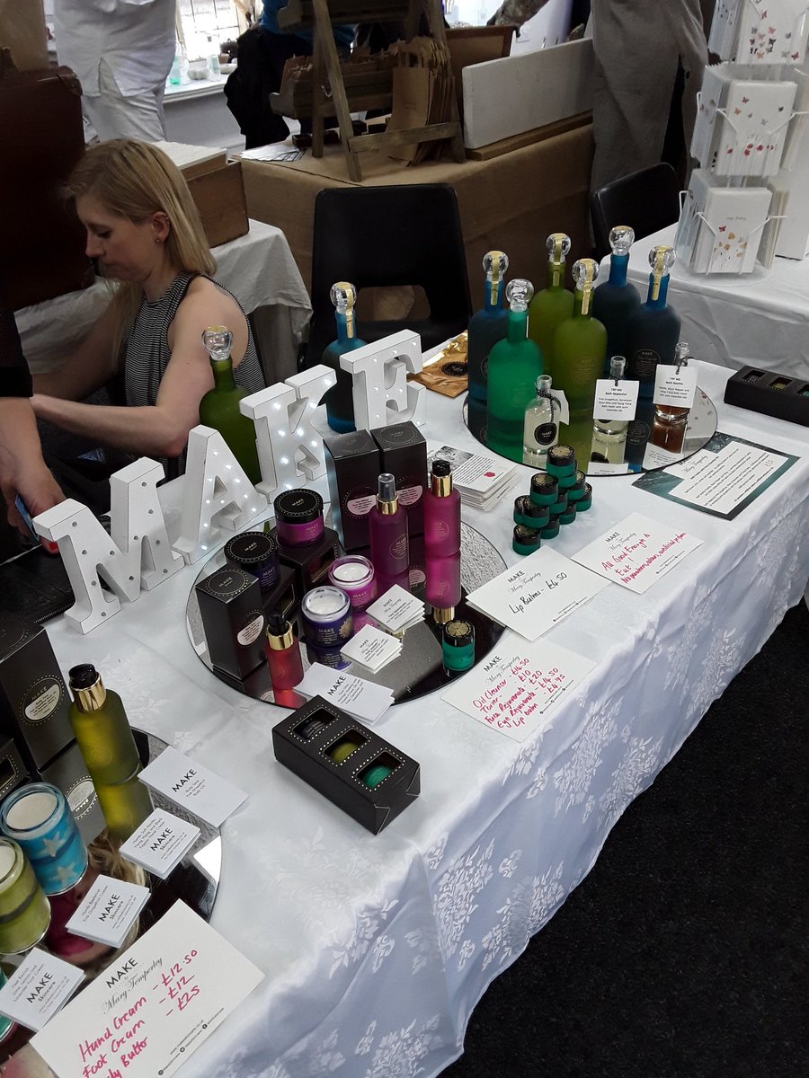 The #madeinsomerset event is in full swing at @thewhitehartsomerton and @acearts_somerton make sure you come down and have a look at these amazing artisan producers.....
Funds being raised for @etatukenya
#visitsomerton #artisan #producers #somersetday