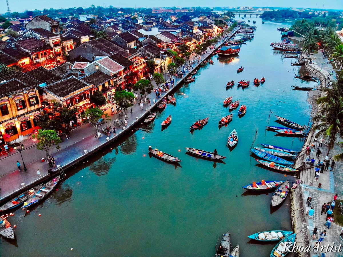 bpackingapp's tweet photo. Hoi An from above. <3

Enjoy your travels in Vietnam with Bpacking App.
👇 Download on: 
IOS: https://t.co/7Tl7Rc4uko
Android: https://t.co/qwdDHjjNgt
👉 Readmore: https://t.co/XfU0zJIiCD

Cr: Lê Kim Bách Khoa
#hoian #vietnam  #backpacking #bpackingapp #guide #travel https://t.co/IY53NqjUzZ