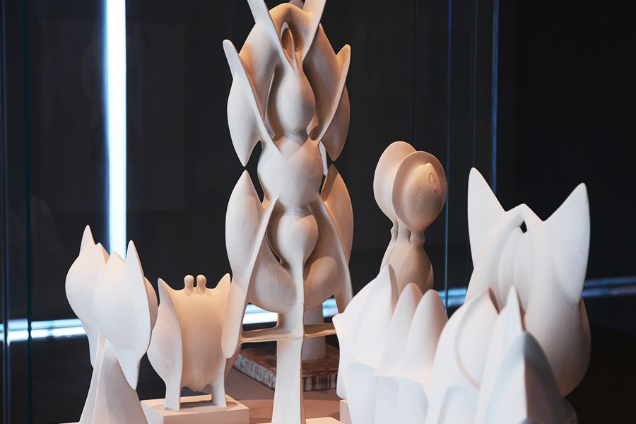 travelkoreagsnd's tweet photo. Changwon City’s Masan Moonshin Museum of Art! Moonshin museum presents the works of the artist. Not only you can visit the indoor and outdoor sculpture exhibitions, you can also catch a glimpse of the entire view of Masan! #Gyeongnam #MoonshinMuseum #Masan #Moonshin #문신미술관 https://t.co/pXrVuA7HnP