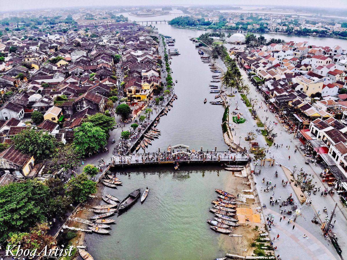 bpackingapp's tweet photo. Hoi An from above. <3

Enjoy your travels in Vietnam with Bpacking App.
👇 Download on: 
IOS: https://t.co/7Tl7Rc4uko
Android: https://t.co/qwdDHjjNgt
👉 Readmore: https://t.co/XfU0zJIiCD

Cr: Lê Kim Bách Khoa
#hoian #vietnam  #backpacking #bpackingapp #guide #travel https://t.co/IY53NqjUzZ