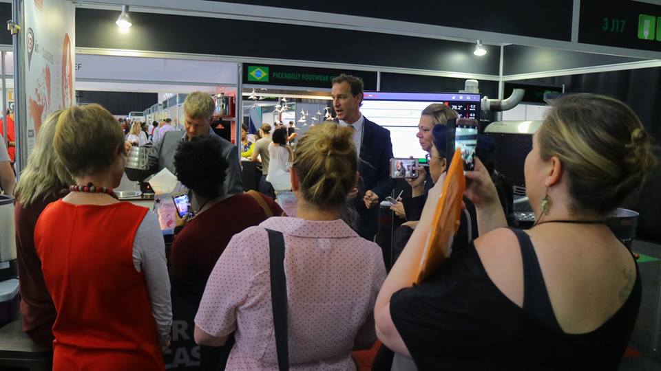 GenioRoasters's tweet photo. Thanks @iainevans7 @TheCoffeeMag who helped with commentary at our stand @FandHAfrica whilst sampling the 2017 @WCoffeeEvents #CoffeeRoasting Champion 🏆 @GardelliCoffees' BEST! More 📸 https://t.co/xy6y1SRT9S
#HOSTEX2018 https://t.co/xDleyFwjsr