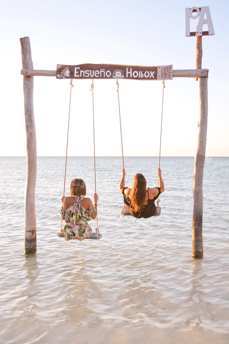 sisters_off's tweet photo. Si te gusta el mar, las playas paradisíacas y las mejores puestas de sol... Esta es tu isla! Uno de los mejores destinos en los que hemos estado - HOLBOX ISLAND, México🏝 #travel #holbox #island #relax #beach #paradise #sunset https://t.co/dUd8nBI5aJ