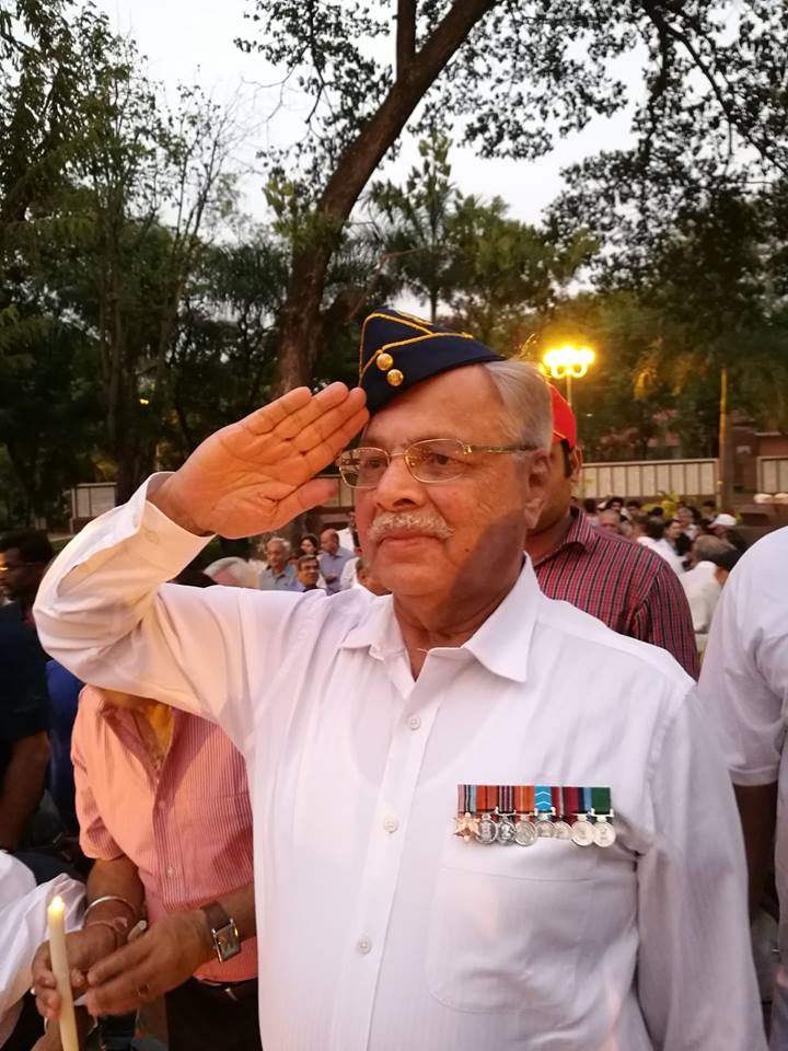 SenaniVeer's tweet photo. @SenaniVeer organised "LIGHT A CANDLE" program in memory of Lt Ummer Fayaz on 14 May 2017@ War Memorial Pune. Salutes &amp; Respects to you Lt Ummer Fayaz on your Martyrdom Day. https://t.co/QjxaU9hKs6