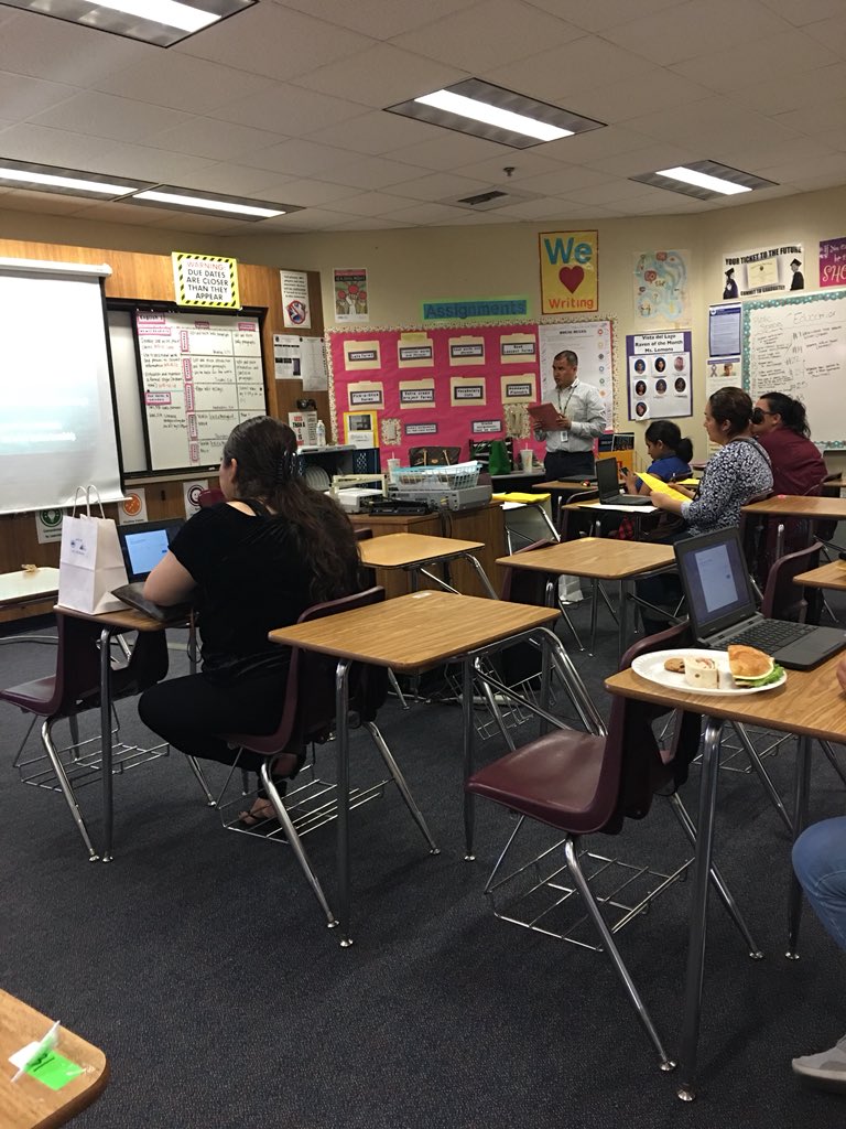 sue_buster's tweet photo. Honored to be participating in our CAC event at VDLHS. Kudos to MVUSD’s SELPA! And kudos to the PD &amp; DL team who presented! https://t.co/j0iZWmwMp6