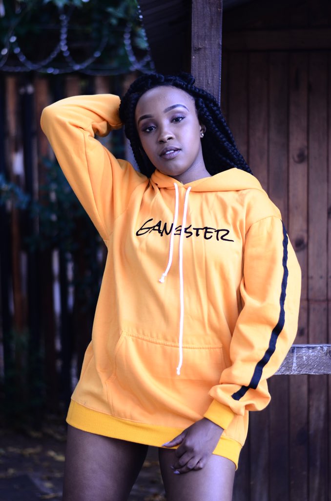 90sbabystore's tweet photo. Gangster x Wreff Images Visuals Dropping Today ☀️

Model : @ZengeBoo https://t.co/ePz7KJGGpG