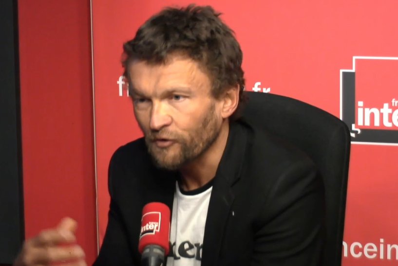 franceinter's tweet image. "La vie consiste aussi à essayer d'en vivre une part agréable, et de se contenter parfois de ce qu'on possède"
(re)écouter Sylvain Tesson invité de @LeaSalame dans #le79Inter 
 franceinter.fr/emissions/l-in… #UnétéavecHomère