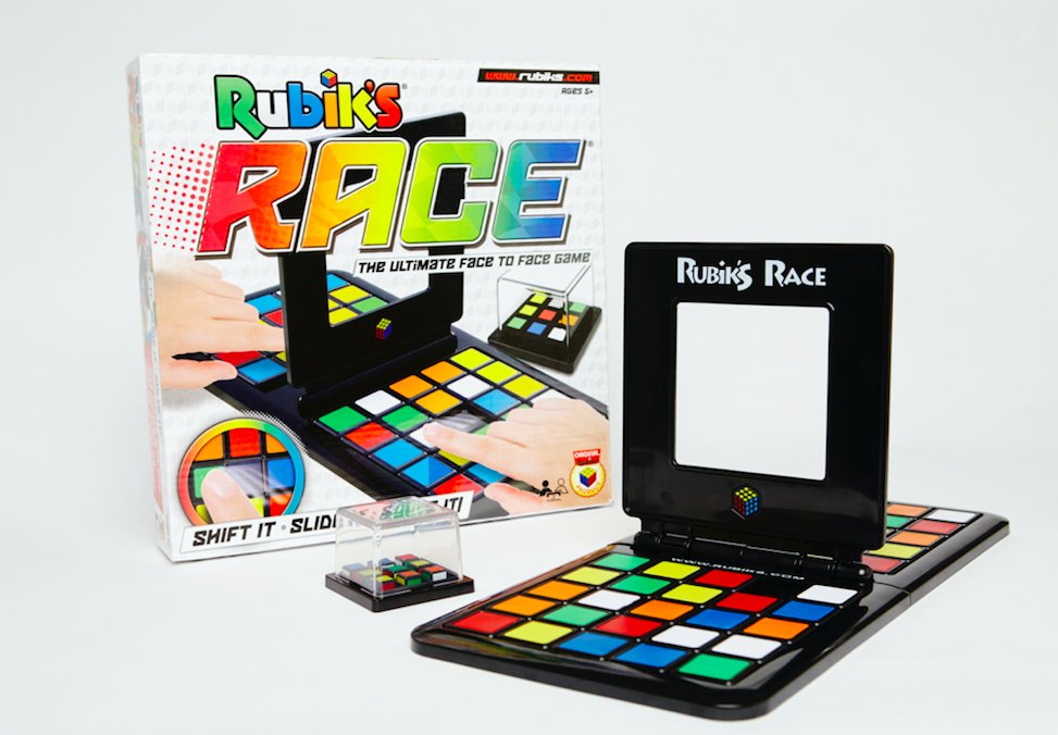 кубик рубика в стиле пятнашки. головоломка цвета. Rubik's настольная игра. кубик рубика пятнашки. цветнашки головоломка.