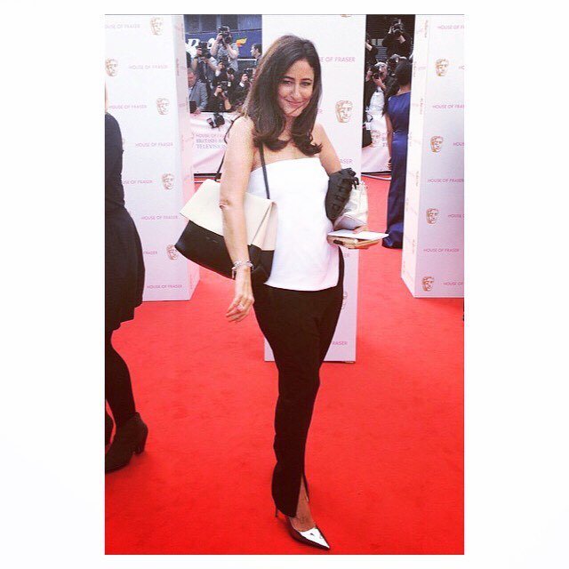 This_is_fifty's tweet photo. 3 years ago today on the red carpet at the BAFTA TV Awards 💥What you prob won’t notice is that I’m carrying 3 handbags - as I was escorting a couple of celebs and they needed to do their thing 🤣 #baglady #bafta #baftatv #bafta2015 #redcarpet #fiftypluslifestyle #fiftyplussty… https://t.co/fnGWwonHbY