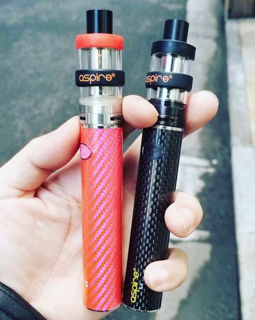 立川北口vape World電子タバコ Twitterren 大人気爆煙モデルk4 以前テレビ番組でも使用されました 呂布カルマ 電子タバコ ベイプ 立川 Rockboxx 東京 Vape グロー プルームテック 禁煙 爆煙 父の日プレゼント 母の日プレゼント プレゼント 神風
