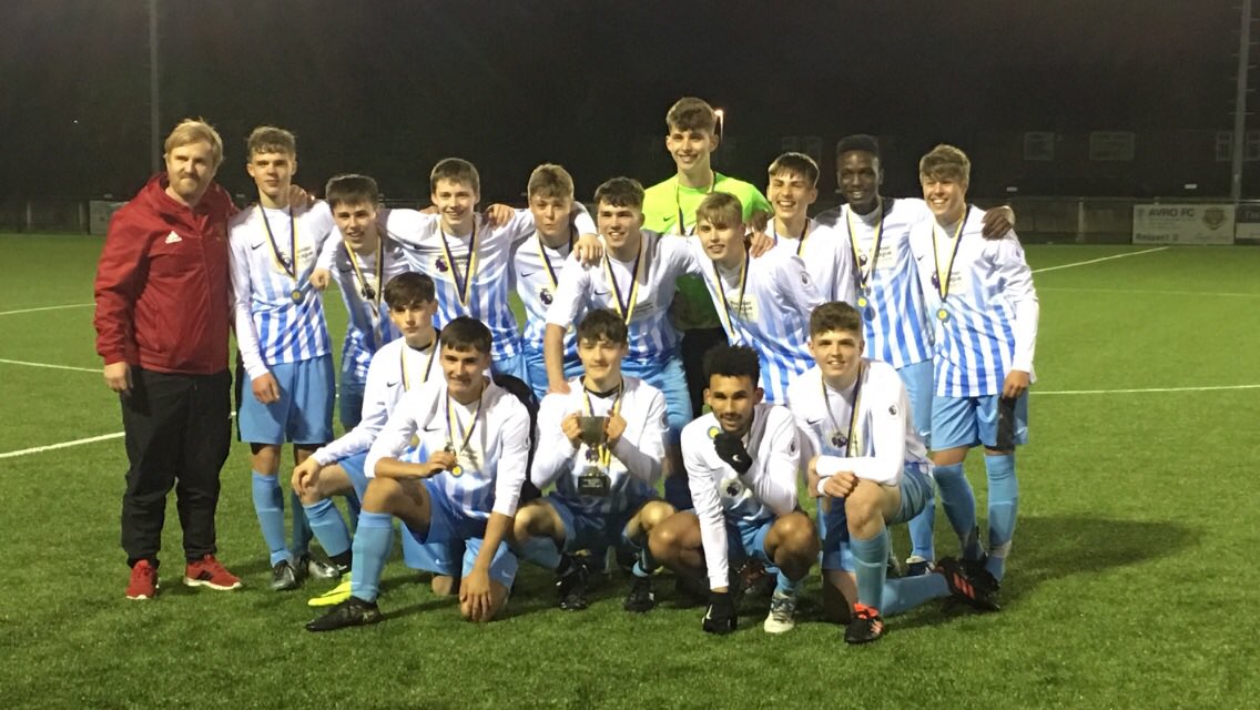 Oneil23Chris's tweet photo. @CromptonHousePE well done lads &amp; teachers ,a hard fought victory https://t.co/A2KbmMUkrE
