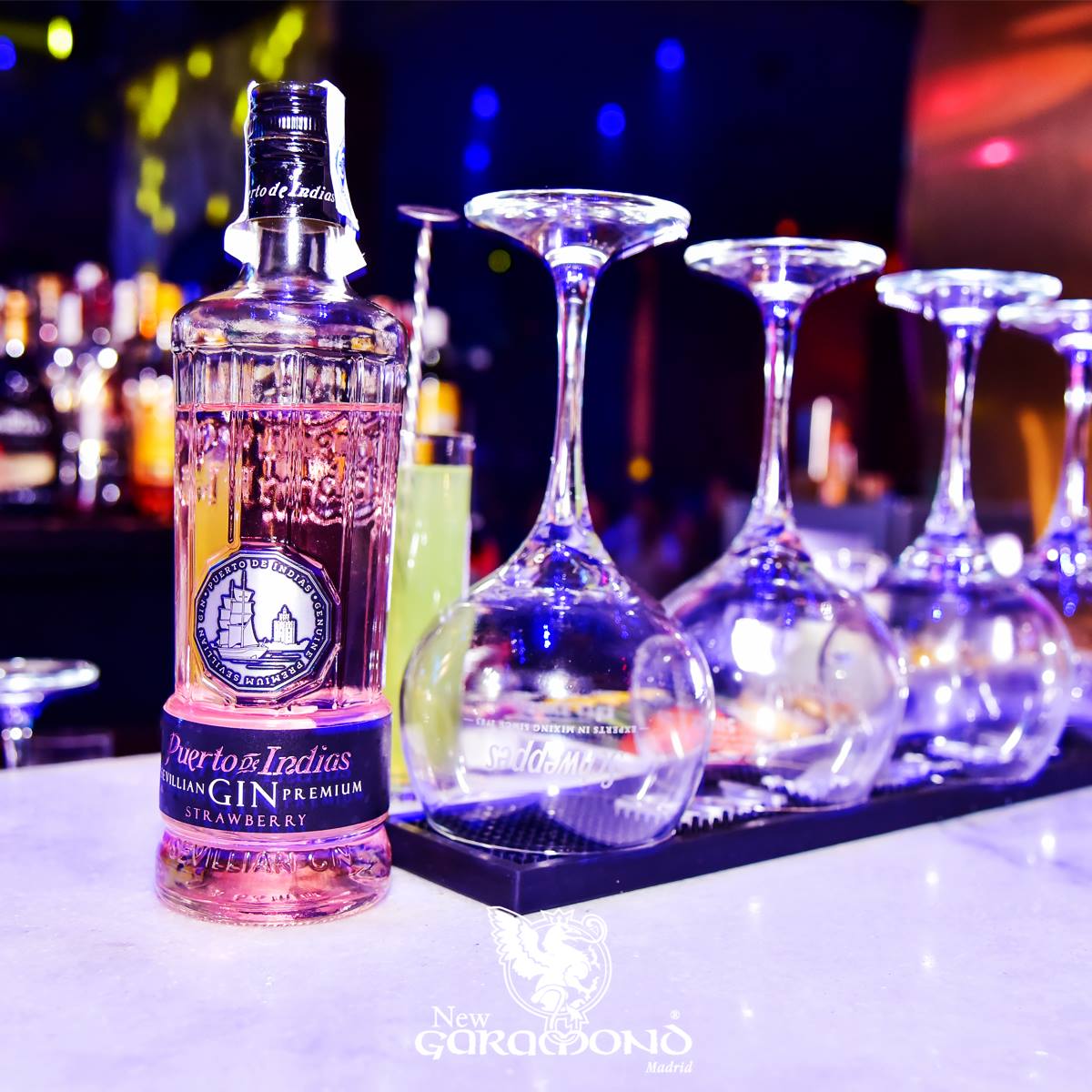 listasVIPgratis's tweet image. Listas y Reservados New Garamond + info Contacta 630 880 984 (WhatsApp) listas VIP,botellas 100€,oferta en copas #listasmadrid #newgaramond