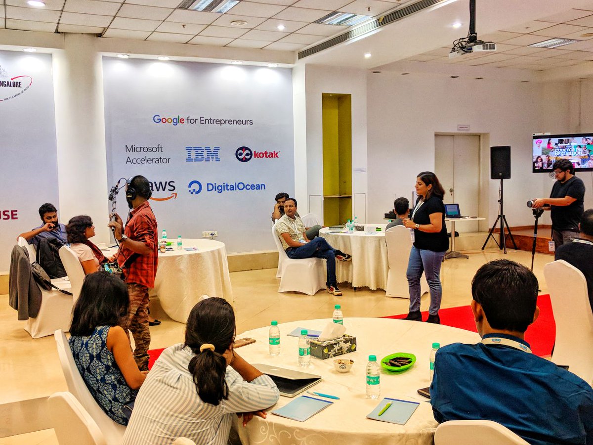 CFNB2017's tweet photo. Kicking-off the #growthhacking bootcamp for Code For The Next Billion at NASSCOM 10,000 Startups Bengaluru Warehouse. Nidhi Bhasin talks to the startups about enhancing brand equity. https://t.co/Uuas8GtBg8