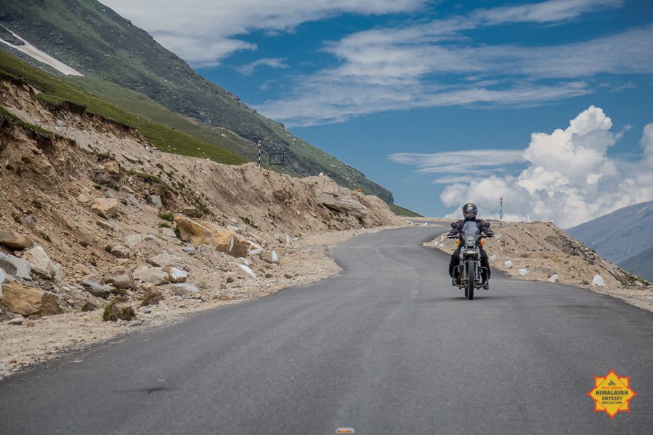 UrvashiPatole's tweet photo. Women on @royalenfield !!! Unlimited experiences. One epic ride. Gear up ladies for an 18-day adventure like no other in the Himalayas with the 3rd edition of the Himalayan Odyssey Women. To register, visit https://t.co/csafhF2VnA
#HO2018 #HOW2018 #RidePure #PureMotorcycling https://t.co/Ae1joViPgz