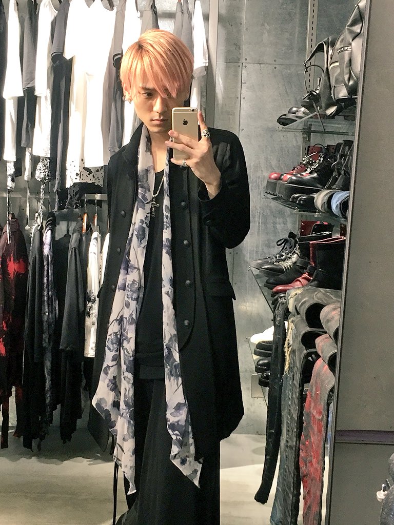 XJAPAN YOSHIKIさん着用 まぁ CIVARIZE シバーライズ ストール XJAPAN YOSHIKIさん着用 まぁ CIVARIZE シバーライズ ストール