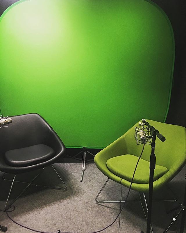 djvibe's tweet photo. We’re back! #studiosessions https://t.co/FD3kASMX13 https://t.co/SnK8M6RNYS