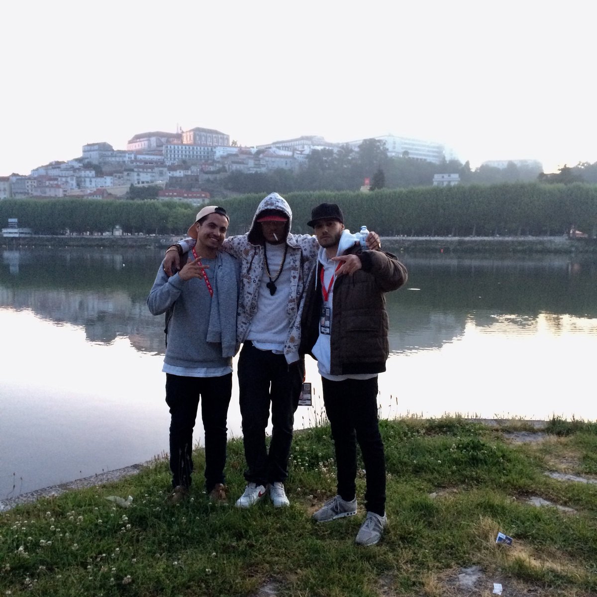 chainhogsf's tweet photo. Queima Das Fitas Coimbra 📍
#JackpotBCV #ChainhoGSF #DjPerez https://t.co/QC2fOmPPJj