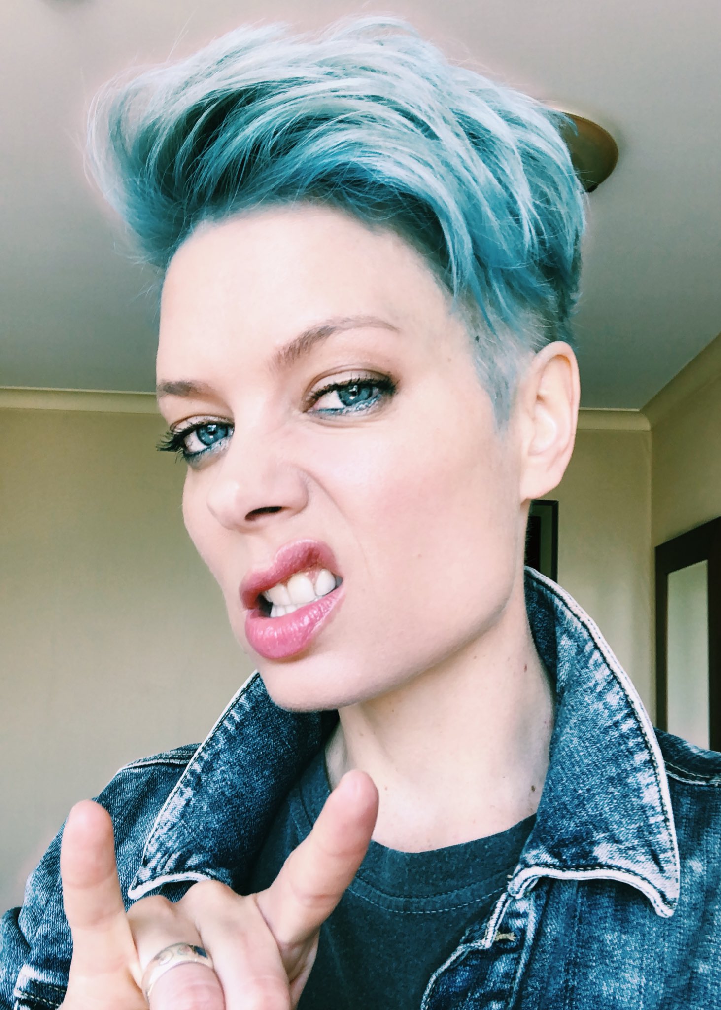 Nina Bergman on Twitter: "Getting in character with my new ...