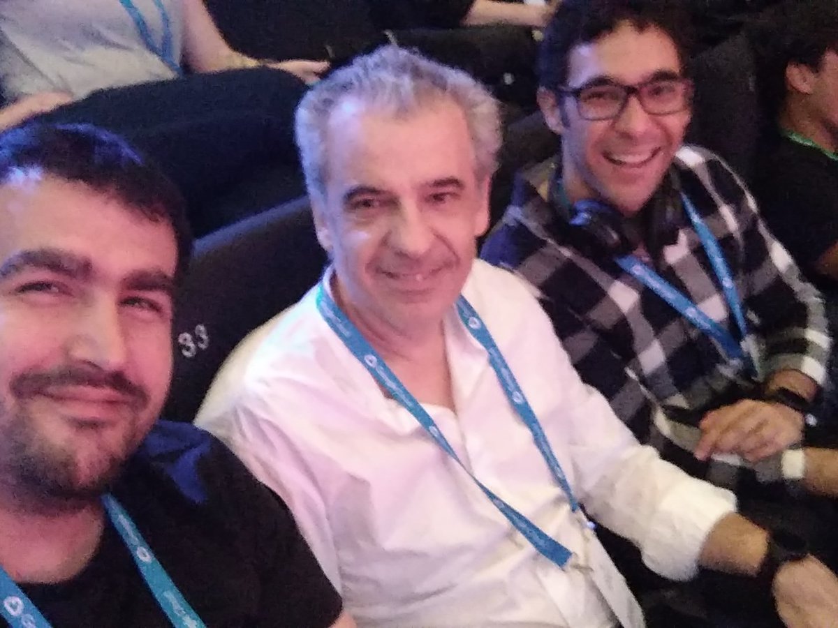 voydeculo's tweet photo. Las comunidades de @atSistemas en el #GoogleCloudSummit https://t.co/bgDoliBSq5