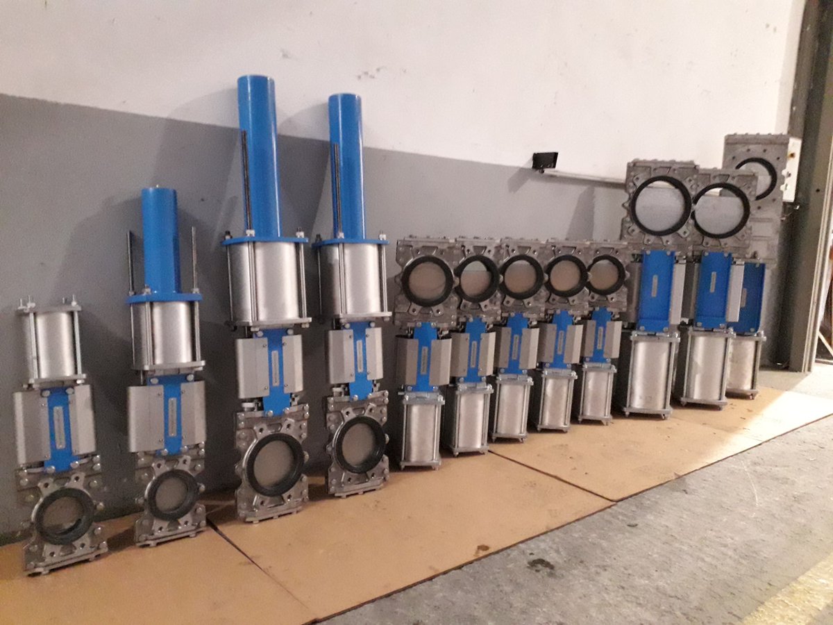 Valvulaszubi's tweet photo. T300Short #slurry #valve fully made in #CF8M with #EPDM #sleeves #Class150 &amp; #Class300 (#PN20 bar rated) with single and double acting actuators and clean purge ports.

Duty: Gold #mine slurry in North Africa https://t.co/pAlwoOOBqG