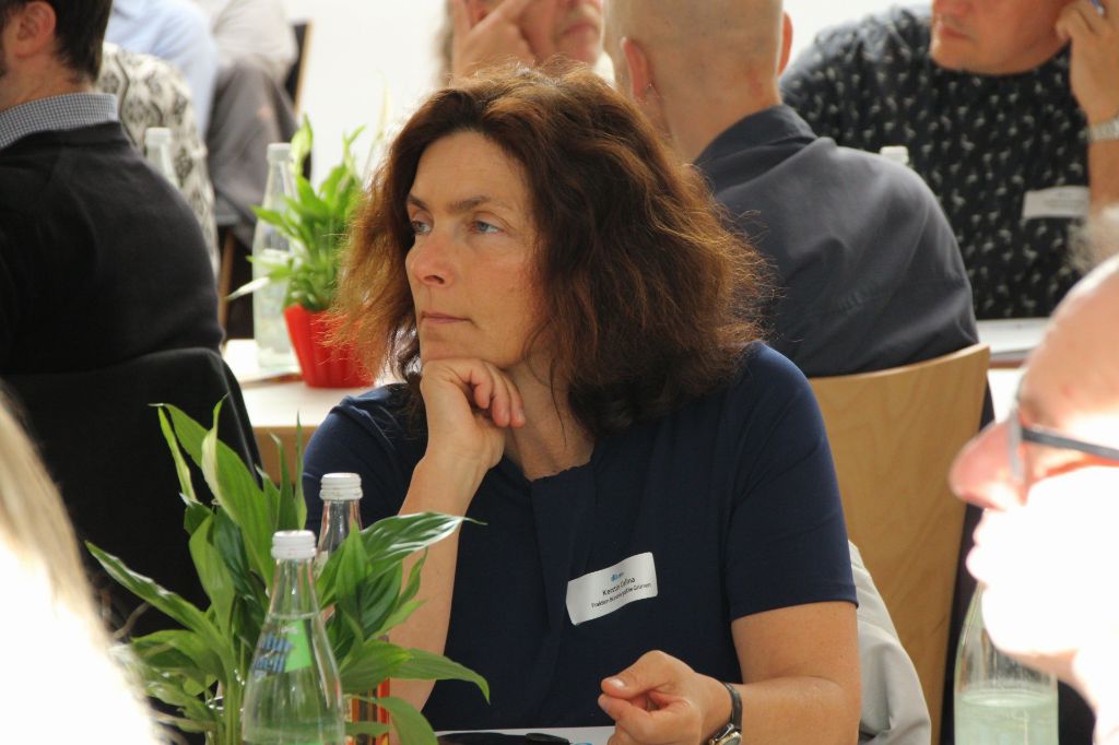 KerstinCelina's tweet photo. #Wahlalter ab 16, #Ombudsstelle Rederecht bei Bürgerversammlungen, #Schulsozialarbeit an Grundschulen und vieles mehr. Meine Positionen zur #Jugendsozialarbeit bei der Fachtagung #ejsa #Jugend #young #grüne #gruenezukunft #politischeBildung #Politik https://t.co/ZdEyNFv4Yb https://t.co/KMvFqG2uYl