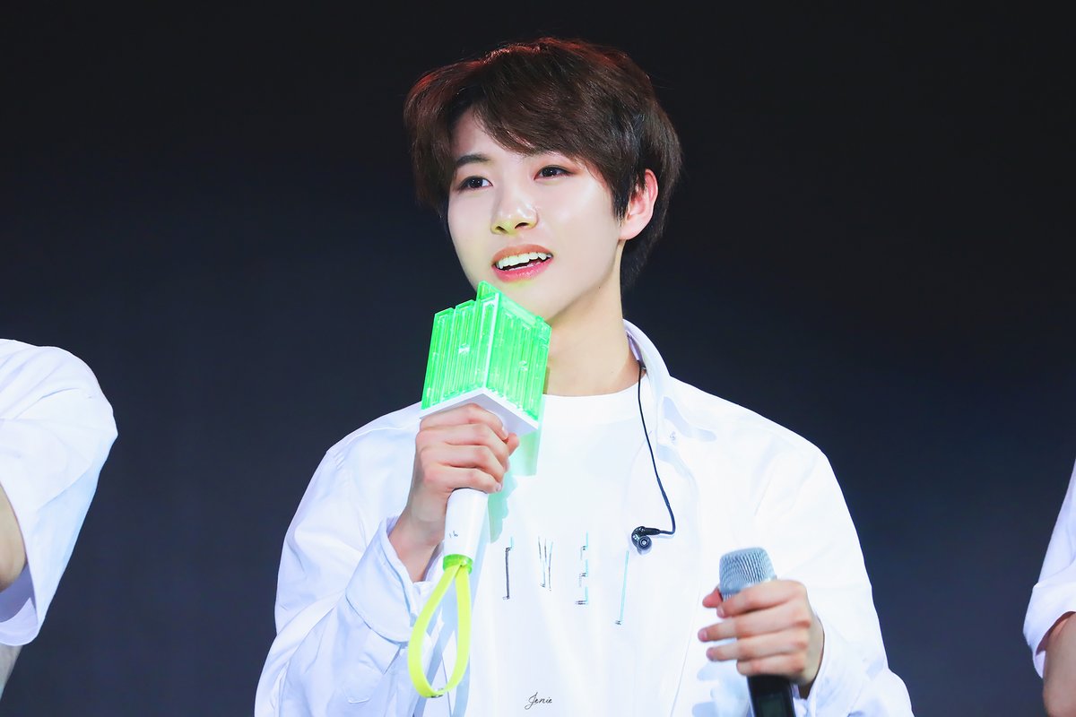 SPRING #런쥔 仁 俊 #RENJUN #NCT_DREAM #NCT2018 © Jenie.