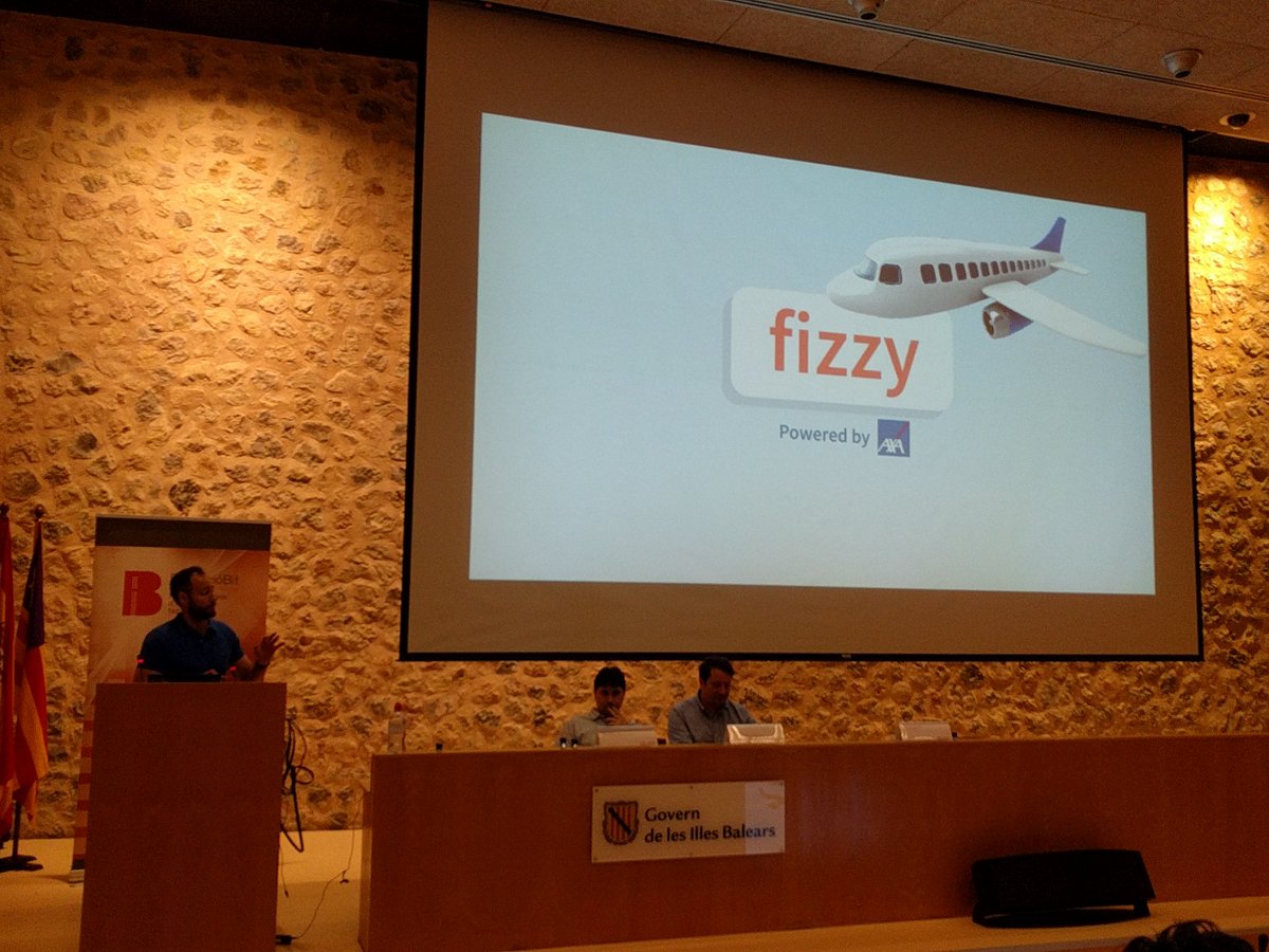 MrFlopis's tweet photo. Esto se pone serio, @AXASegurosEs ya utiliza Blockchain para 'insurtech'! Ayuda a generar confianza en tu aseguradora. Un smartcontract es inviolable y el continente perfecto para un seguro paramétrico 🔝🔝 #BlockchainParcBit por @oskarpaz https://t.co/QJqXQZCW3q