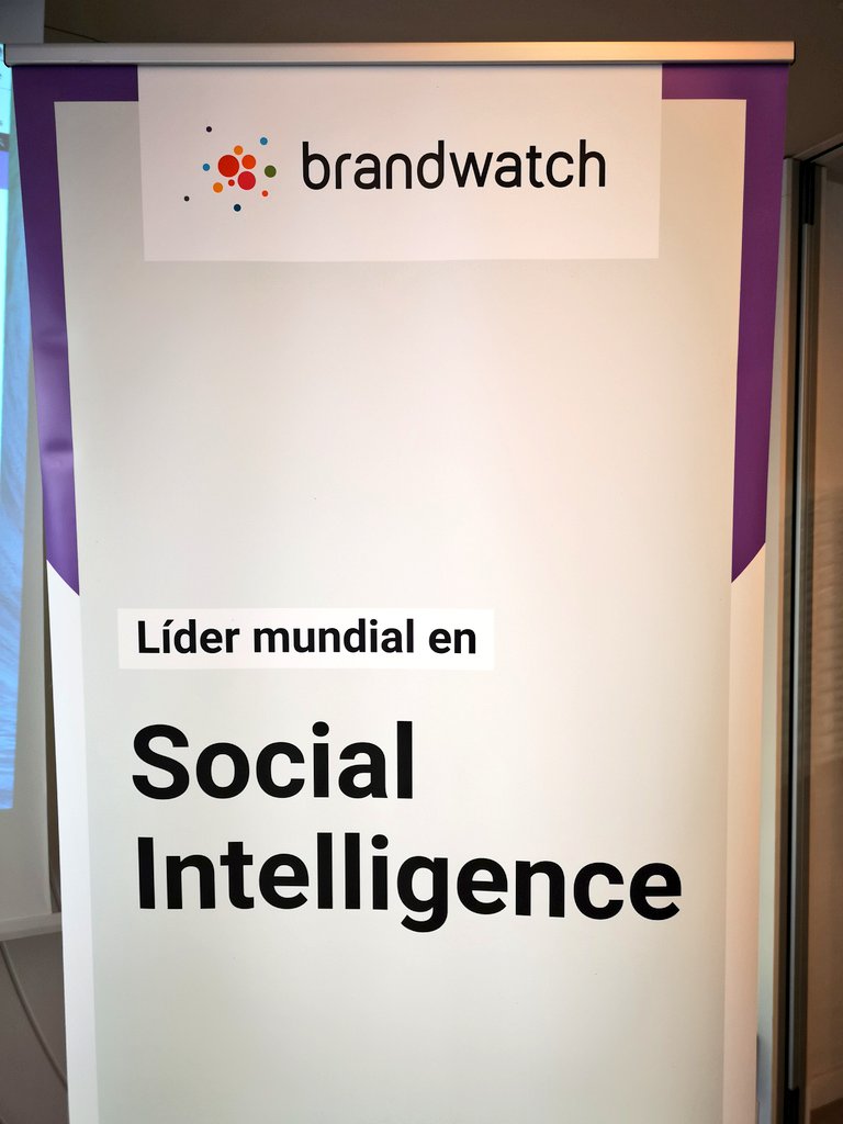 Hoy estamos en #NYKMadrid para aprender sobre #socialintelligence con <a href="/BrandwatchES/">Brandwatch ES 🔬</a> ¡Empezamos! ⏱️