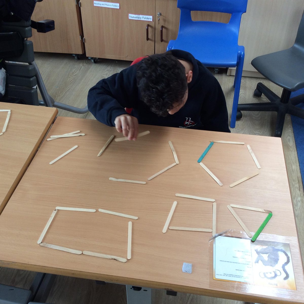 wilsonstfeed's tweet photo. Lollipop stick shapes in maths! #wsmonkeys #wsmaths https://t.co/WLeFaM0C7j