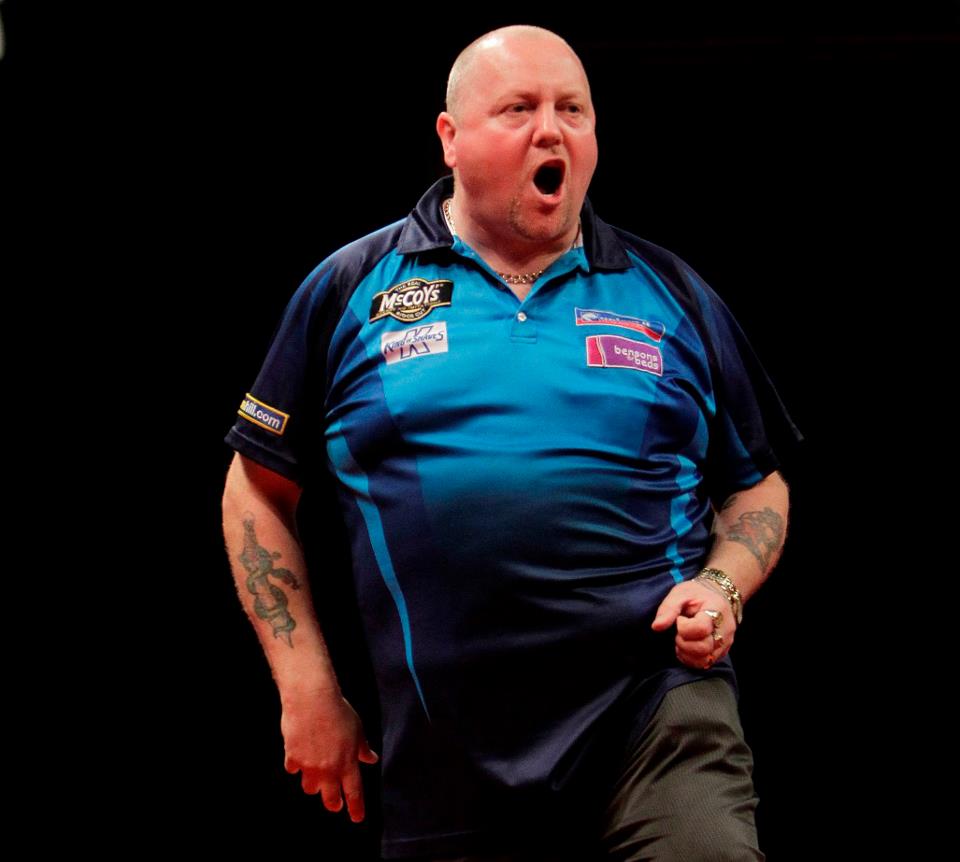 WeeklyDartscast's tweet photo. ***NEW PODCAST***

Co-hosts @lalmoss20 and @bsd987 are back and are joined by @TheHammer180 to discuss life on the BDO circuit, plus Challenge Tour sensation Michael Barnard calls in to reflect on his two-title wins at the weekend

Listen here: https://t.co/LWjABrhDtT https://t.co/pjZZyvnpAJ