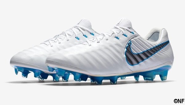 gekisaka's tweet photo. 【写真特集】NIKE JUST DO IT! 
"白"を基調にしたナイキスパイクの新色
2018W杯カラーが公開！(10枚)
https://t.co/F1liTURXmL https://t.co/3HNQCQaiPj