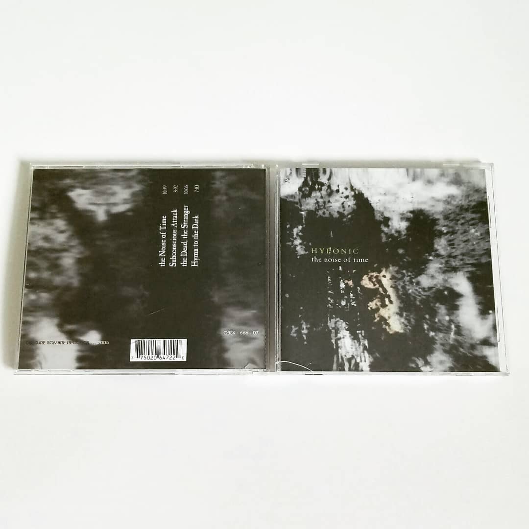 In history of HYPONIC, quite some important events were happened in May. That include release of the second album, the Noise of Time. US version distributed by Obskure Sombre Records was released on May 10 2005

Line up
Roy: Vocal + Guitar + Drums
Kin: Guitar 
Mei Fun: Bass