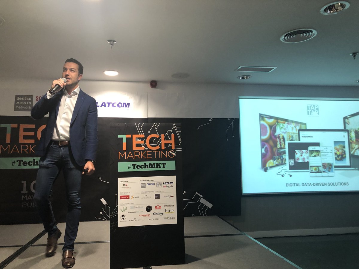 jpiedrahita's tweet photo. Arrancamos esta quinta edición de #TechMKT 2018 con la gran sala de este @NHHotels Las Ventas Madrid, llena!  (y sin ocultaros la foto ;) https://t.co/v9FV8KSWYw