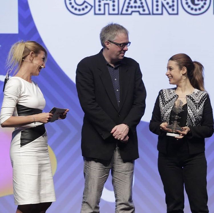 Gamechangers_TR's tweet photo. Pazarlama ve iş dünyasında oyunu degiştiren Türkiye’nin önde gelen markaları #gamechangers2018 ödüllerinin sahibi oldu. https://t.co/ffZaVUgmni