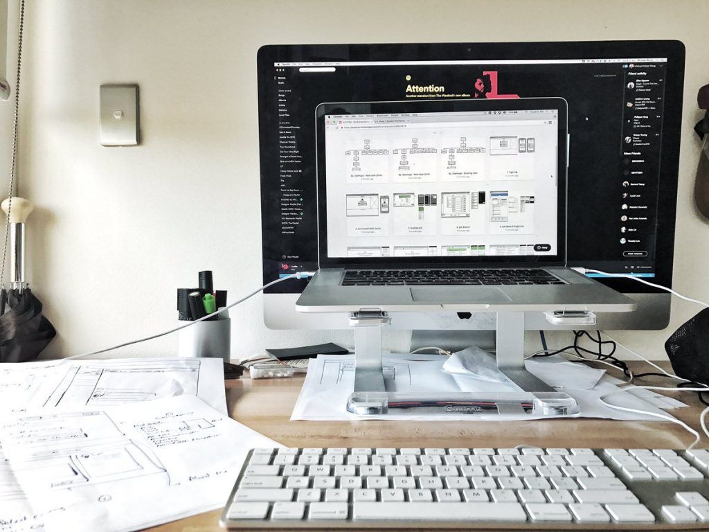 freelancertwork's tweet photo. If you feel that you getting tired from the work and losing motivation...  Check out the interview from a successful  designer Michael Wong . 
#Webdesign #hustleandsoul #freelanceratwork

---->https://t.co/7tUxpDIB1Q https://t.co/2UelRDRlD9
