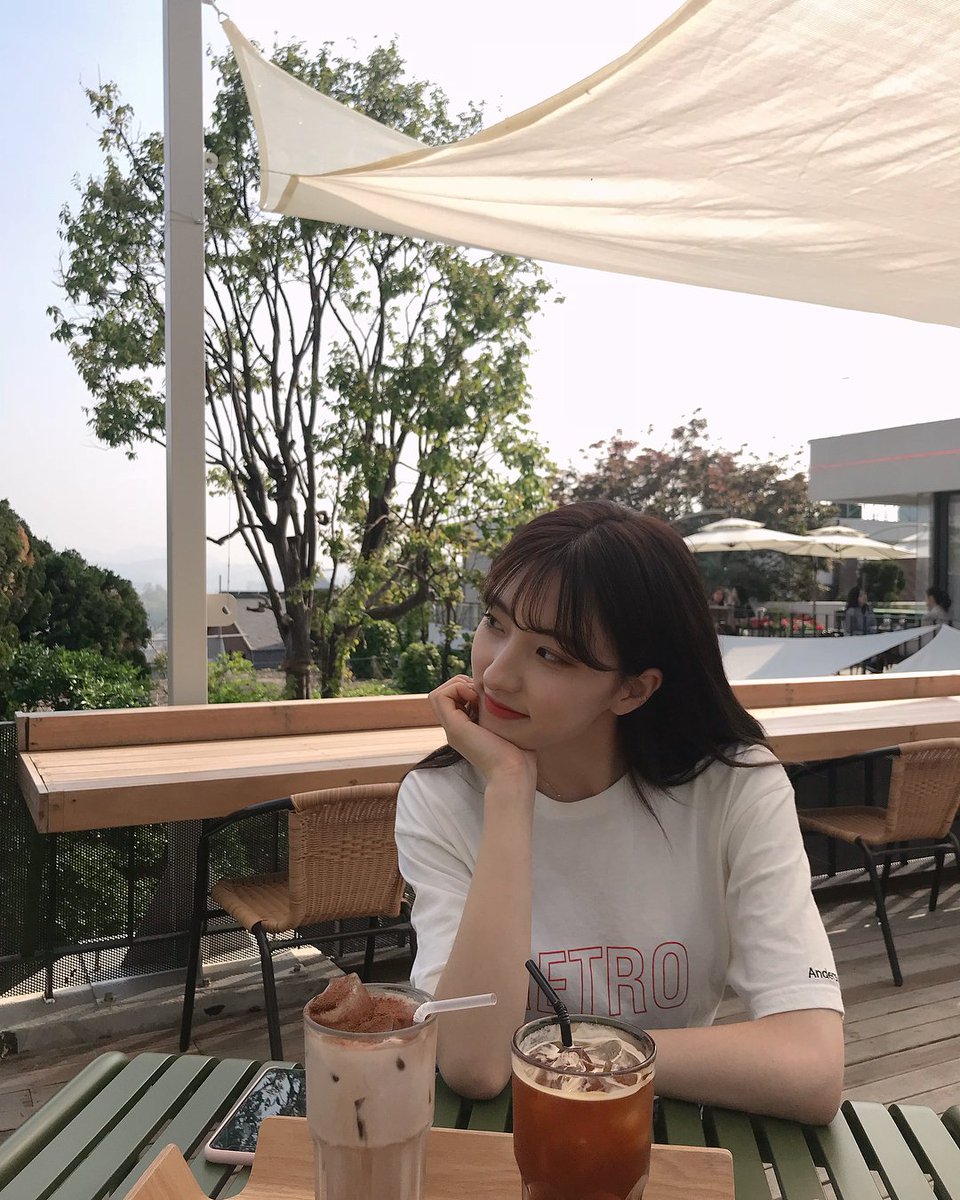 warmandtenderES's tweet photo. 진짜.. 그냥 얼굴의 신

#우주소녀 #은서 #손주연
#WJSN #EUNSEO https://t.co/iFqXrqltUM