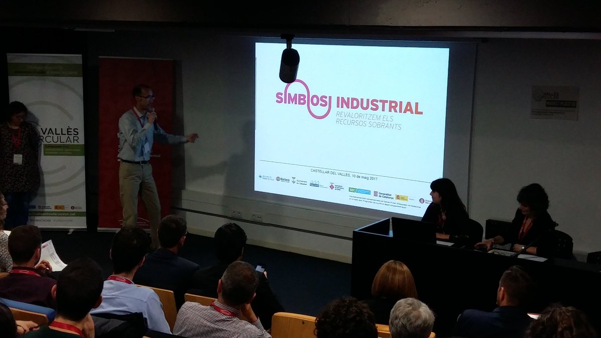 VallesCircular's tweet photo. MARKET PLACE 2018 #elevatorpitch per un canvi de model de negoci #circular #Sostenible https://t.co/iLtgXzIEEV