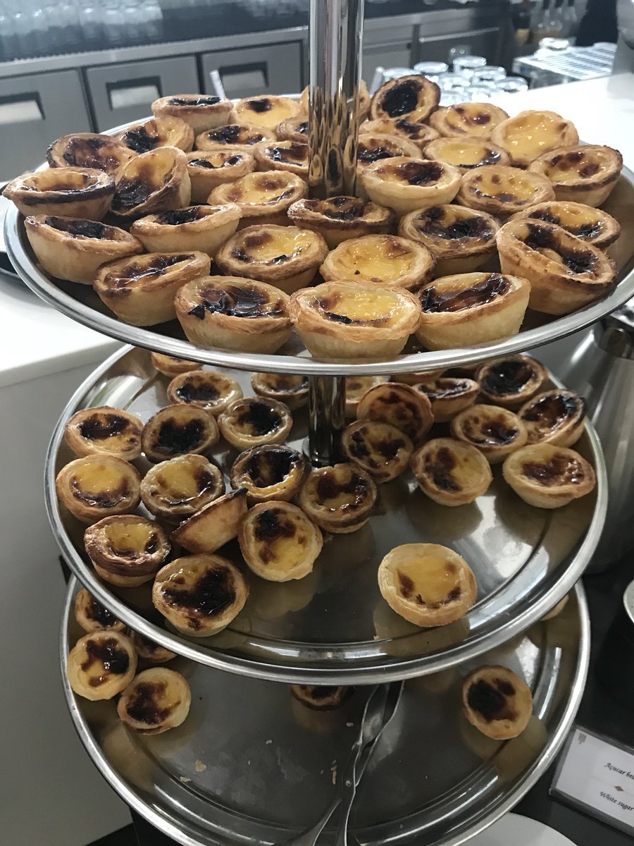 prestonmissc's tweet photo. Pastel de nata and blue sky #helloLisbon https://t.co/s8dDnGK7hE