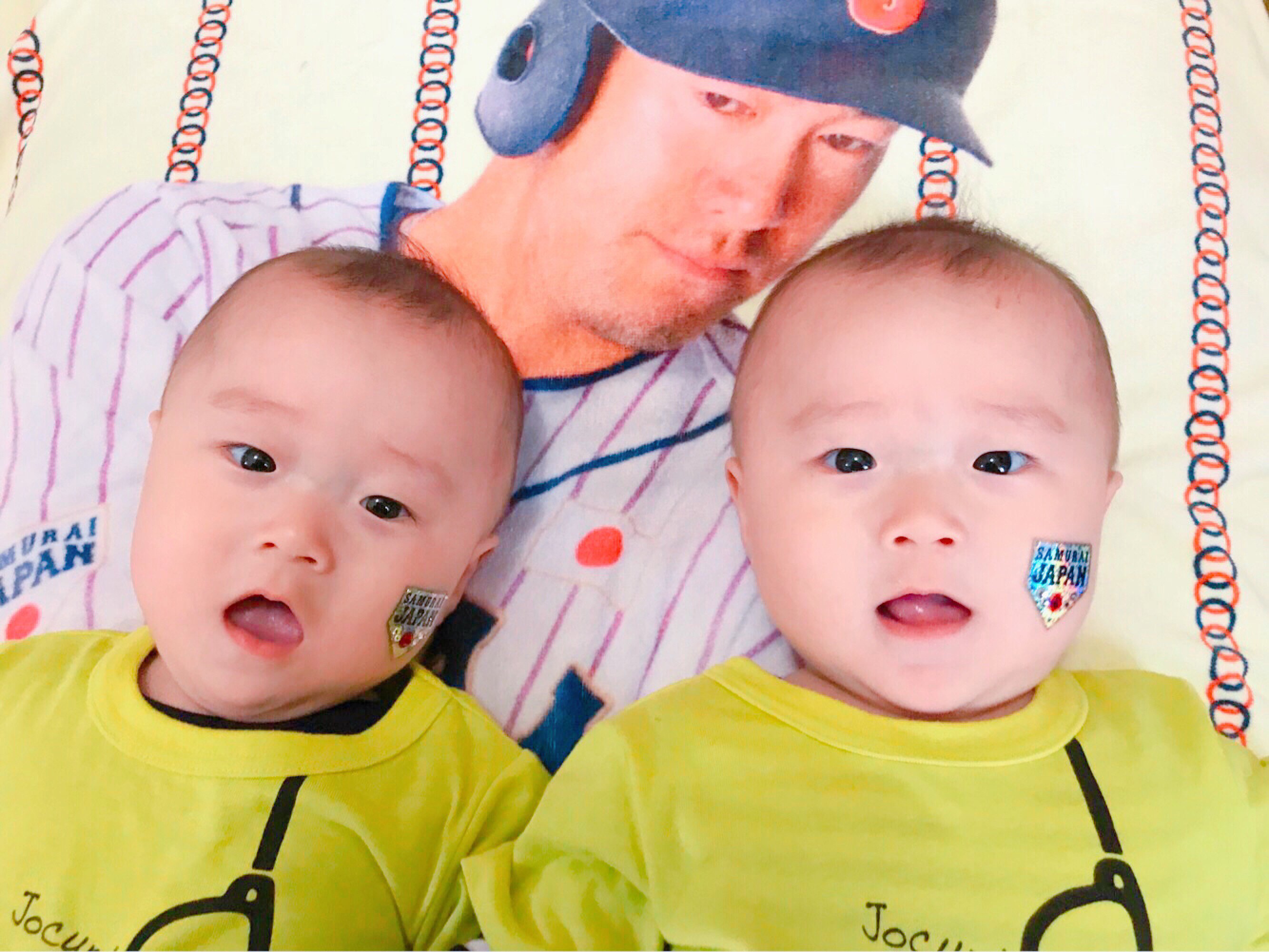 野球日本代表 侍ジャパン 公式 未来の侍ジャパン 子供たちと野球観戦へ行こう 将来なりたい職業の第1位 プロ野球選手 は今や昔 野球に触れて子供たちの夢を広げましょう ビゲストタオルは綿100 赤ちゃんの睡眠中に敷いても大活躍 侍ジャパン
