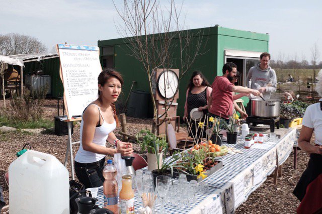 MijnStadstuin's tweet photo. Komende zondag Farmer's Market MijnStadstuin - https://t.co/owocvuq5IB https://t.co/9Zjmtbgedv