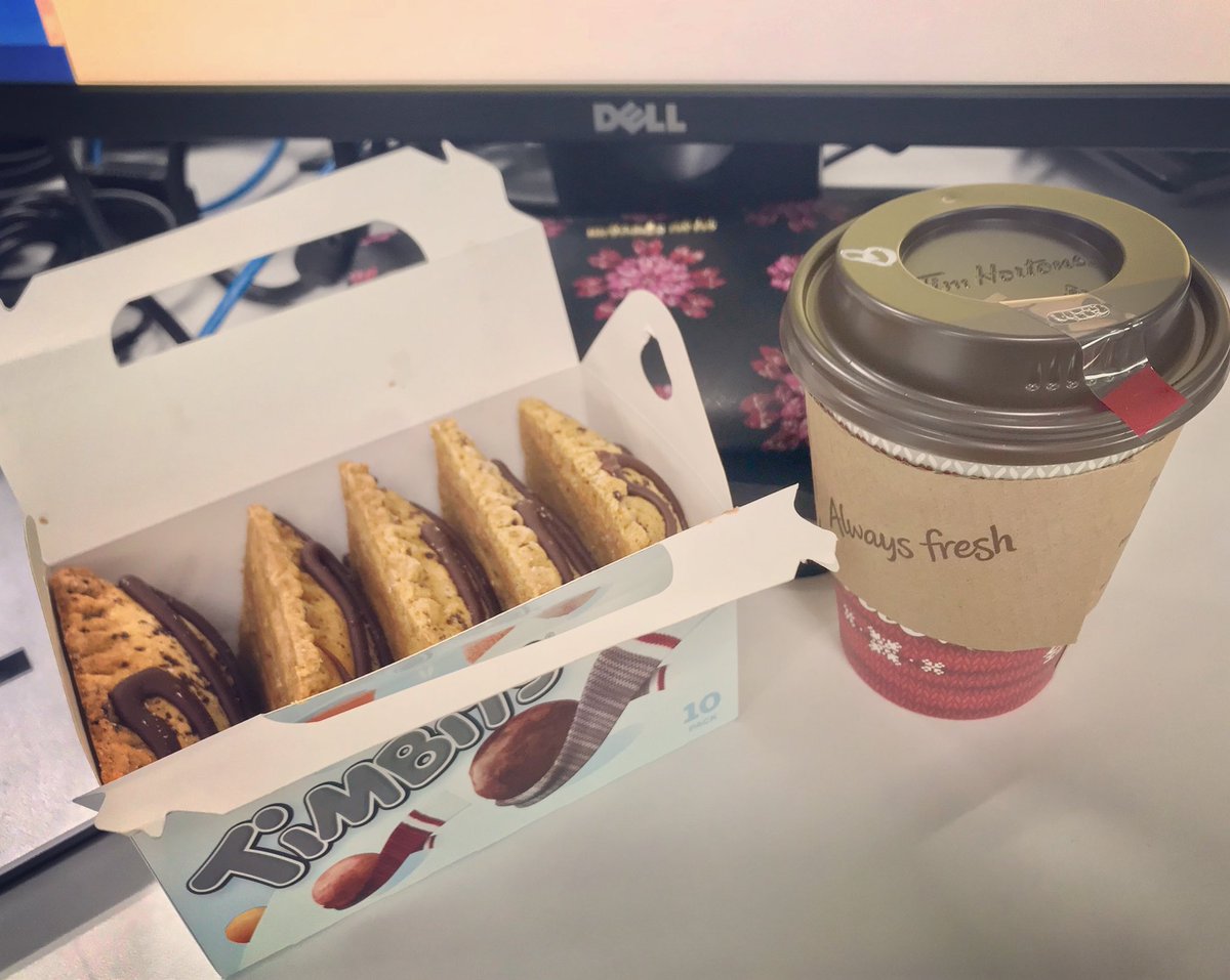 iaminzaney's tweet image. S’mores pockets and brewed coffee. Ang aga ng pa-Mothers Day ni Kyah Jerms… 😂 #TimHortonsPH