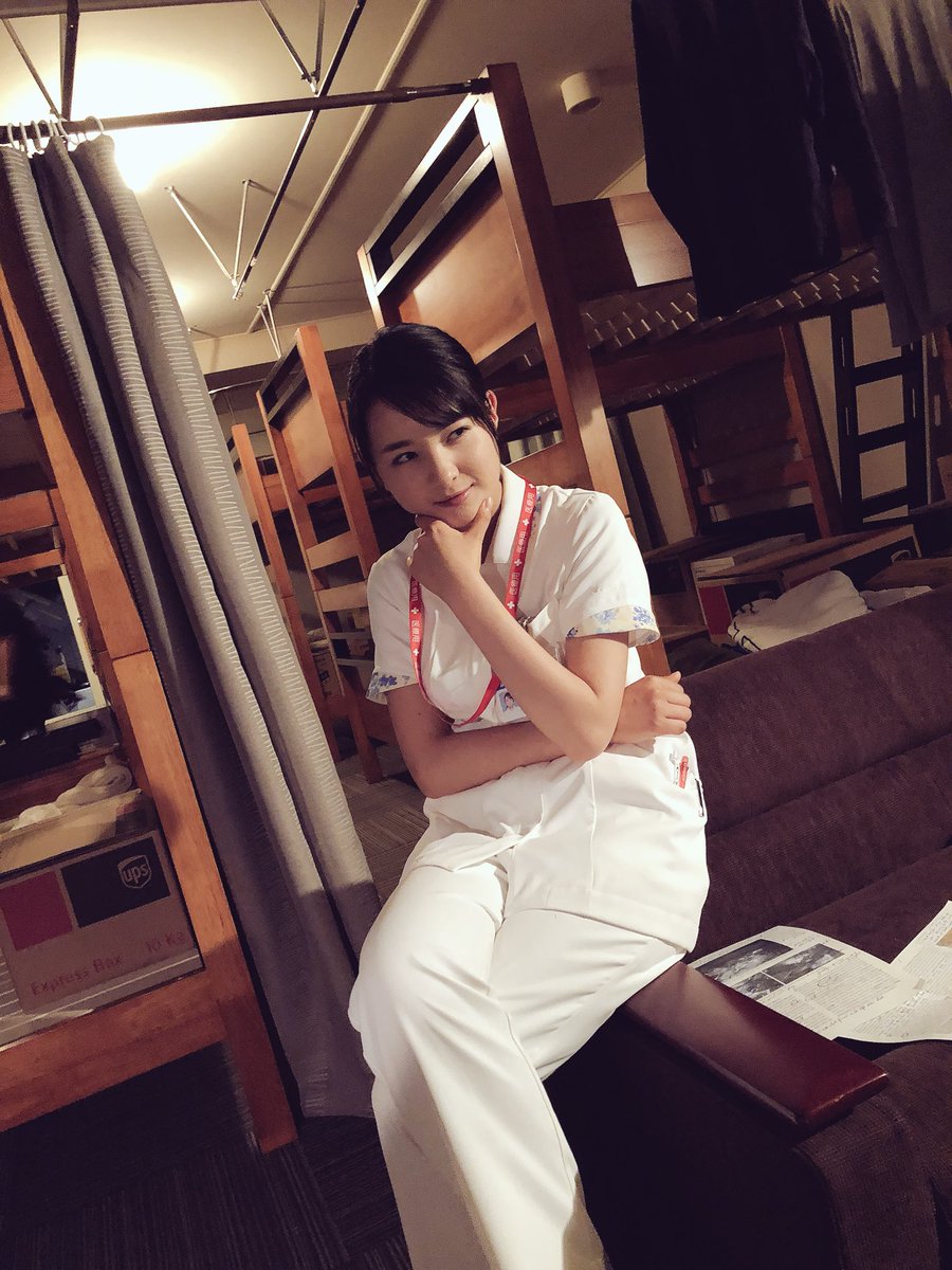 公式 Tbs ブラックペアン 11月28日ブルーレイdvd発売 第４話放送まで あと３日 渡海の部屋での美和ちゃん ブラックペアン 葵わかな 夜の撮影になっても元気な美和