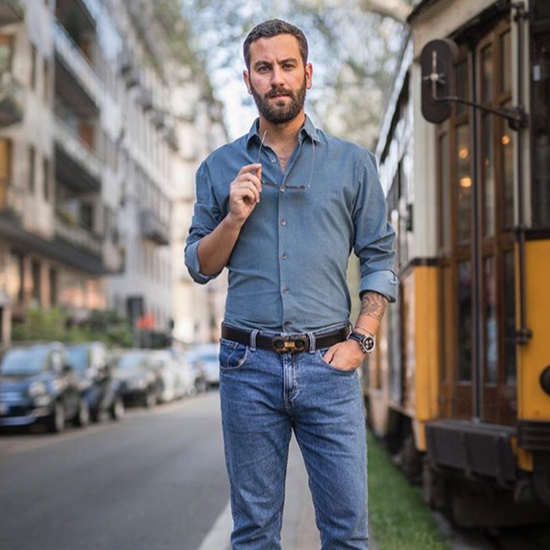 FERRAGAMO on X: Spotted on the streets of #Milan, it's @matthewzorpas,  note the Switch Belt. #SwipeToSwitch Discover more:    / X