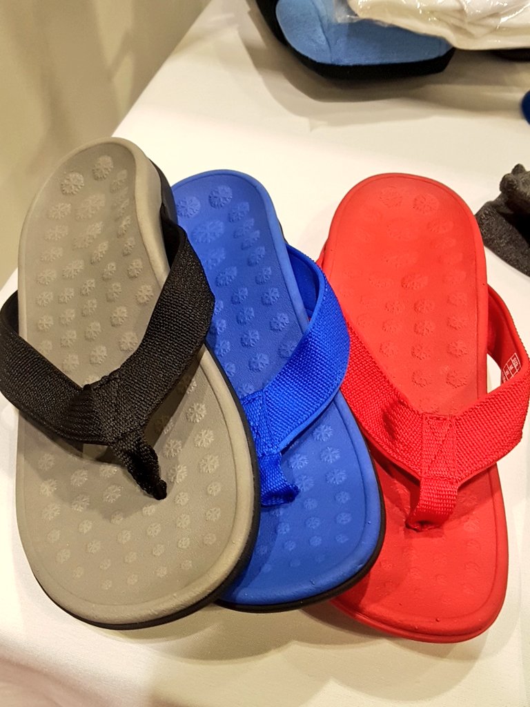 pro 11 wellbeing flip flops