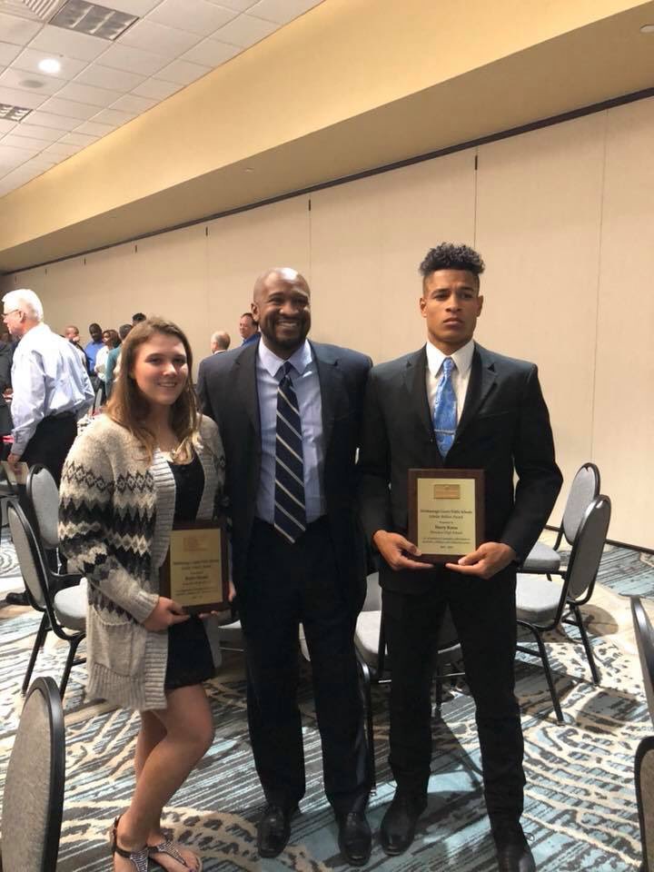BrandonHSEagles's tweet photo. Congratulations Hollis and Harry, BHS Scholar Athletes 2018! #EaglePride #SoaringToGreatness https://t.co/V7W5R2fZoV
