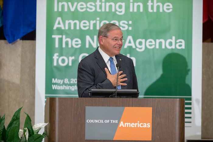ASCOA's tweet photo. .@SenatorMenendez of the #SFRC is introducing a comprehensive, bipartisan bill on #Venezuela next week in the U.S. Senate.
 
Watch his #2018WCA presentation from Tuesday to hear him detail what's in the bill: https://t.co/W7eSEAQxZW https://t.co/97tgUro8yf