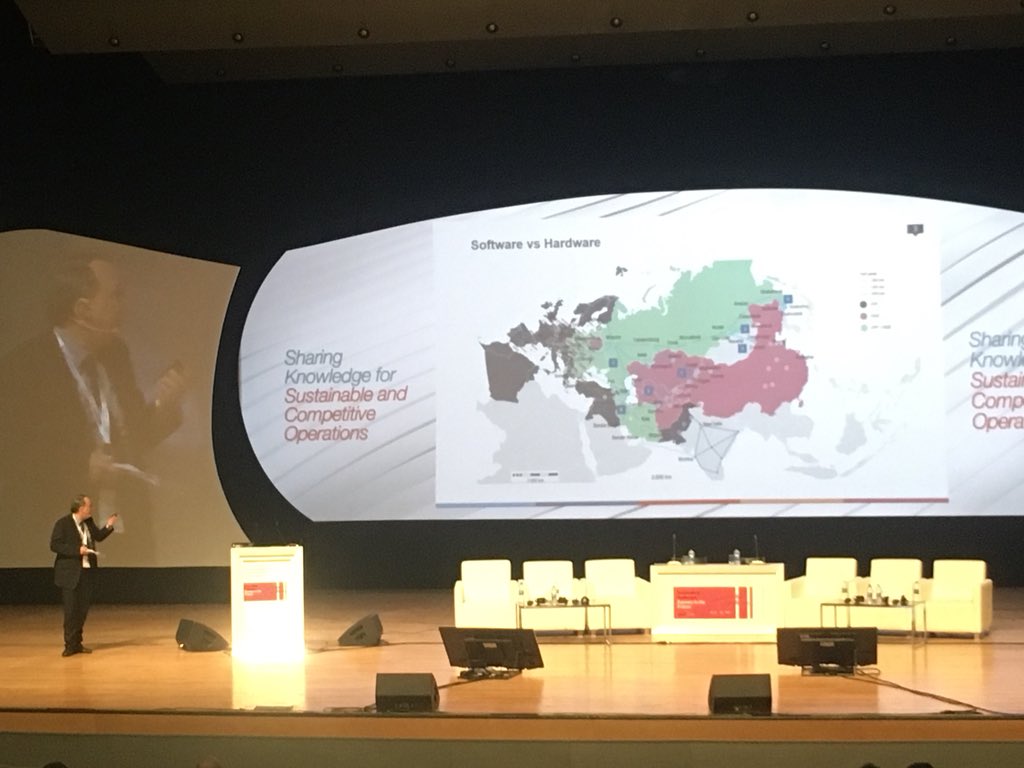 uic's tweet photo. Keynote speech from F. Davenne, Intergovernmental Organisation for International Carriage by Rail (#OTIF) #highspeed18 closing session « We have to work together to make this global network happen. OTIF provides #interoperability beyond EU. Access to network is a priority» https://t.co/66Hcvep2iS