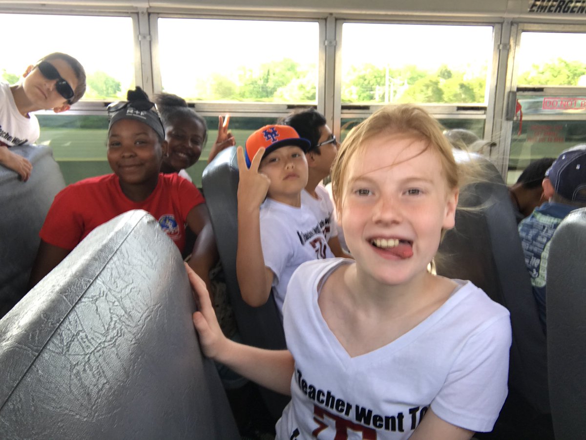 msquarlesclass's tweet photo. We are headed to @WaterWorksEDU for our final field trip of the year and the kiddos couldn’t be more excited!! #handsonlearning #fieldtrip #5thGradewithMsQ✨ @HSVk12 @AlabamaDeptofEd @ALSciTeachers https://t.co/k9vDaQYtRX